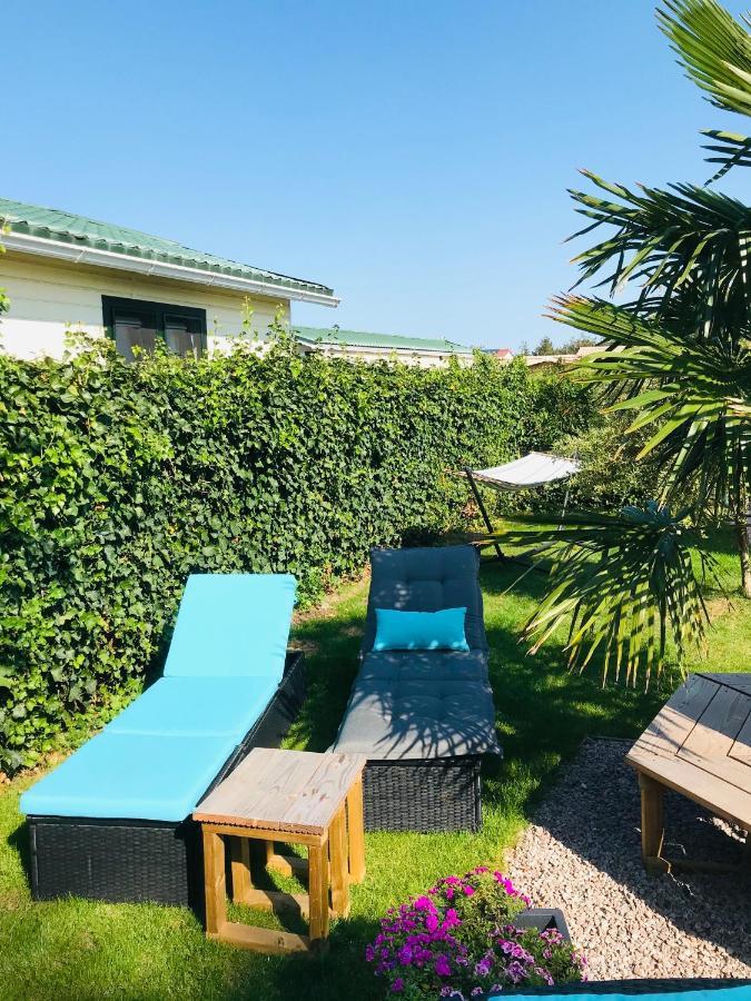 De Corner Van Zeeland Met Jacuzzi Sint Annaland Exteriér fotografie