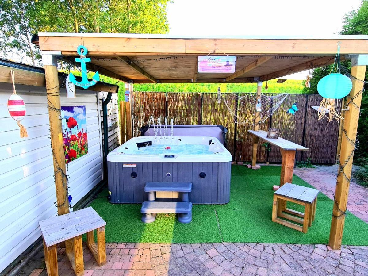 De Corner Van Zeeland Met Jacuzzi Sint Annaland Exteriér fotografie