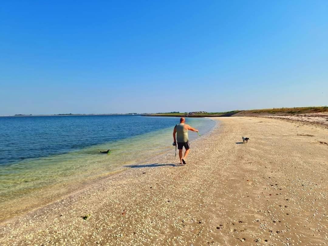 De Corner Van Zeeland Met Jacuzzi Sint Annaland Exteriér fotografie