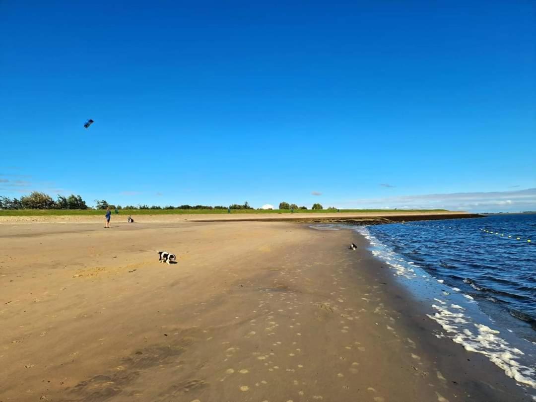 De Corner Van Zeeland Met Jacuzzi Sint Annaland Exteriér fotografie